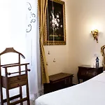 Joan's Heritage Bed & Breakfast 4*
