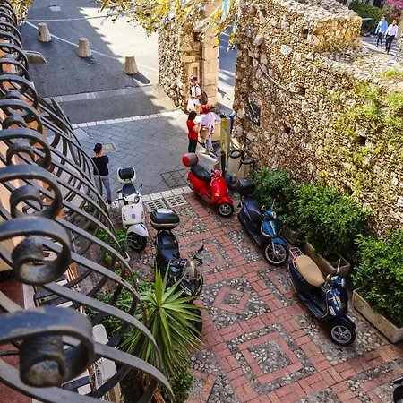 Bed & Breakfast Joan's Heritage Taormina