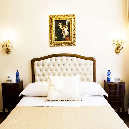 Joan's Heritage Bed & Breakfast