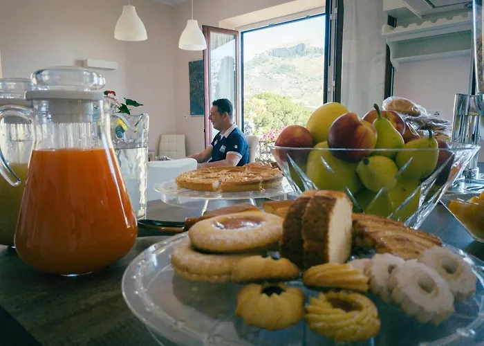 Joan's Heritage Bed & Breakfast