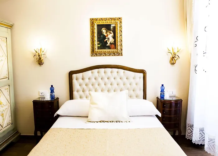 Joan's Heritage Bed & Breakfast