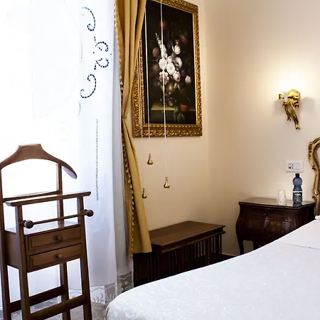 Joan's Heritage B&B 4*